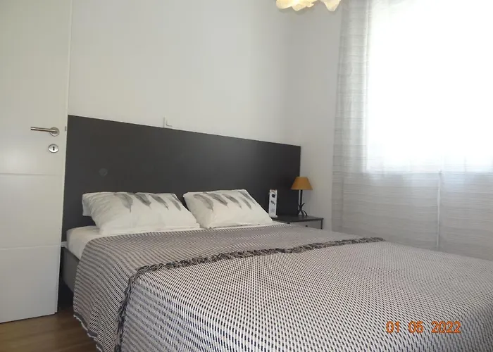 Fantazija アパート